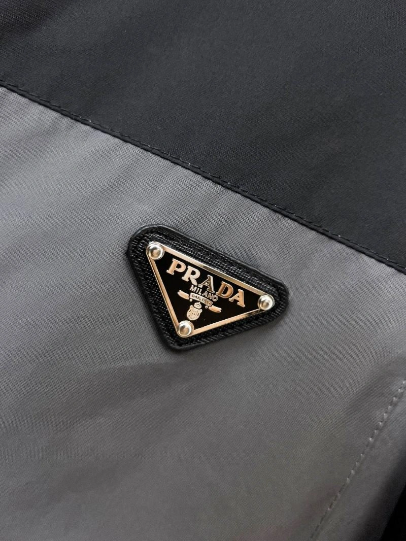 Minimalist Prada Outwear 169996