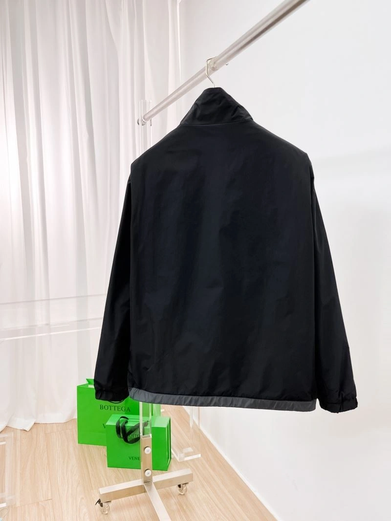 Durable Prada Outwear 169989