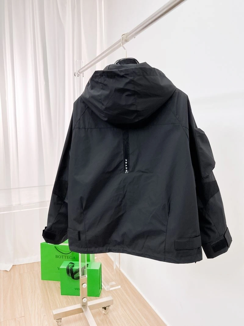 Prada Outwear Unisex 169990