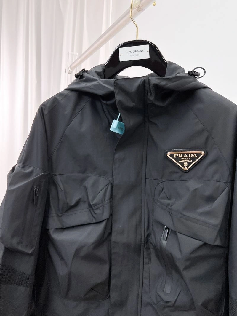 Prada Outwear Unisex 169990
