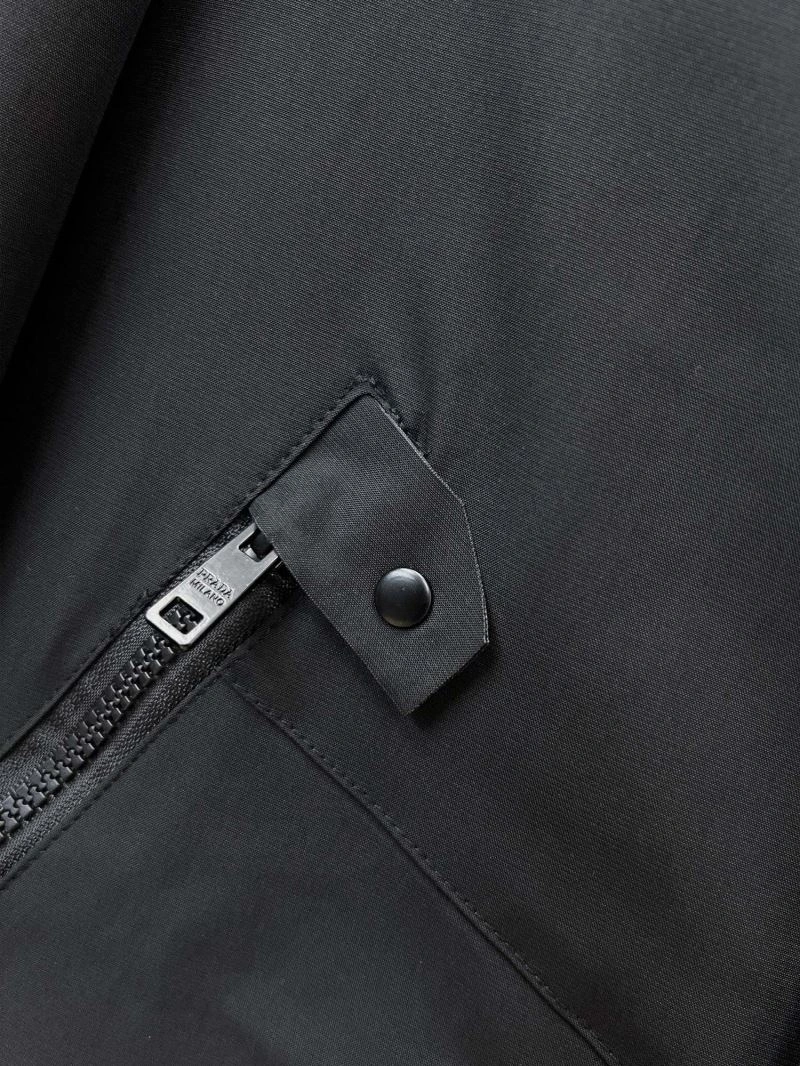 Resilient Prada Outwear 169988