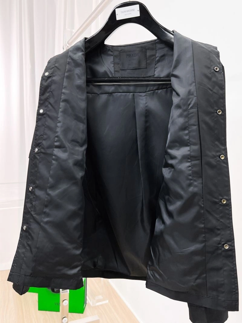 Colorful Prada Outwear 169982