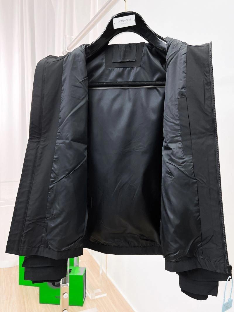 Stylish Prada Outwear 169977