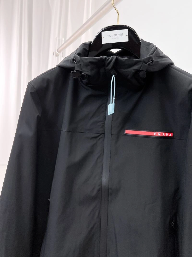 Stylish Prada Outwear 169977