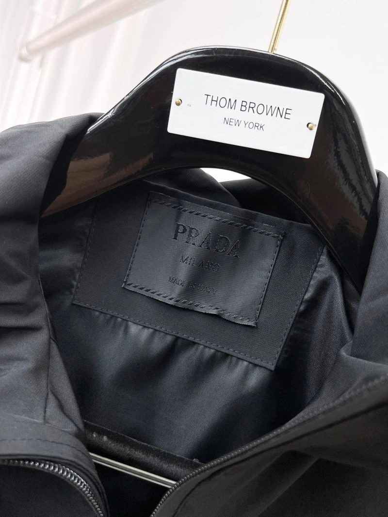 Stylish Prada Outwear 169977