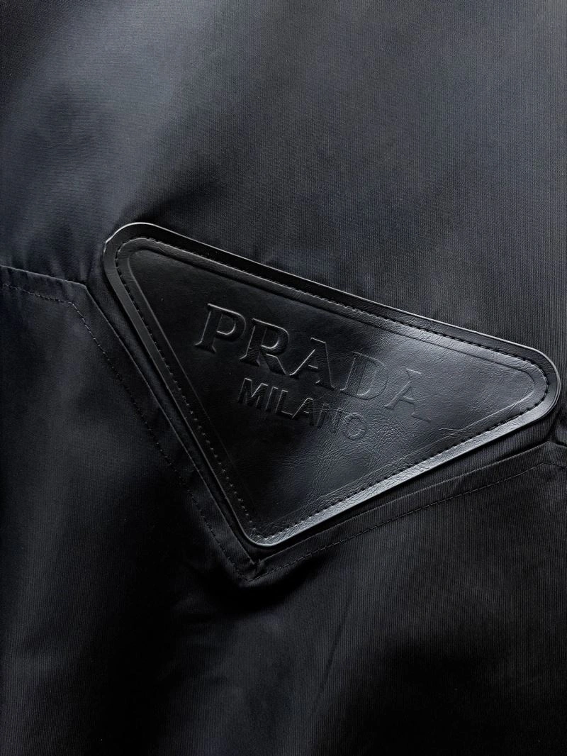 Supportive Prada Outwear 169987