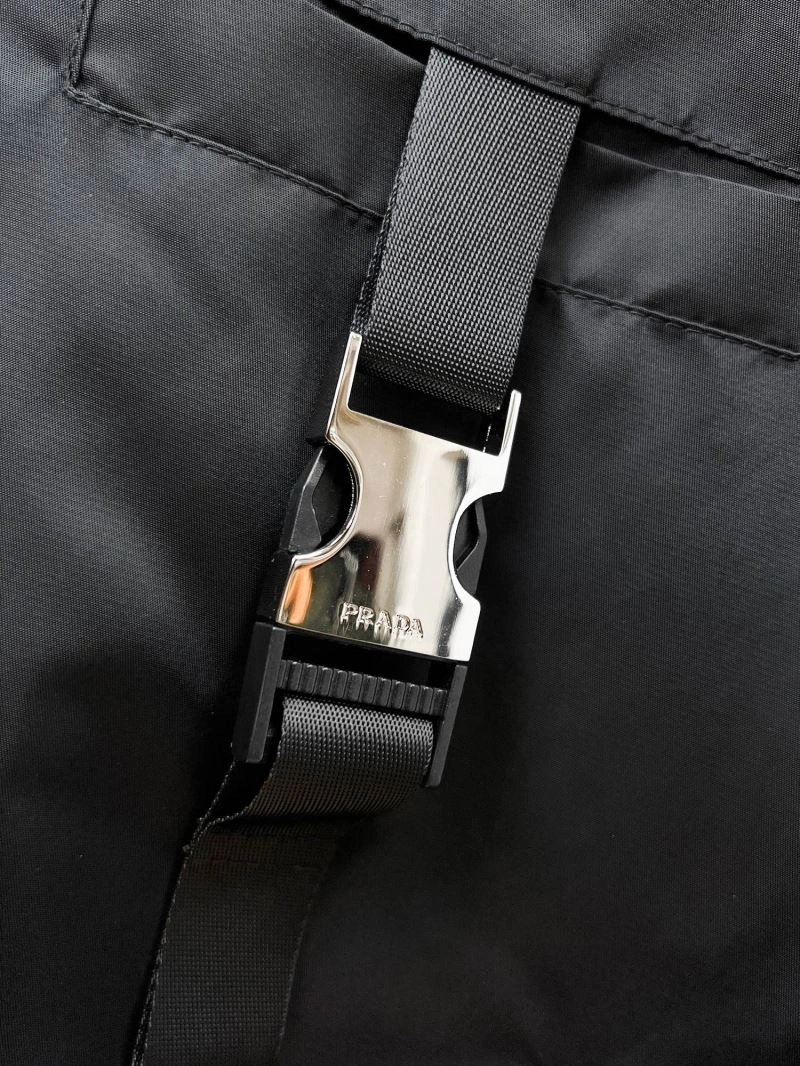 Supportive Prada Outwear 169987