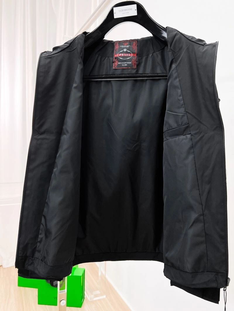 Prada Outwear EyeCatching 170078