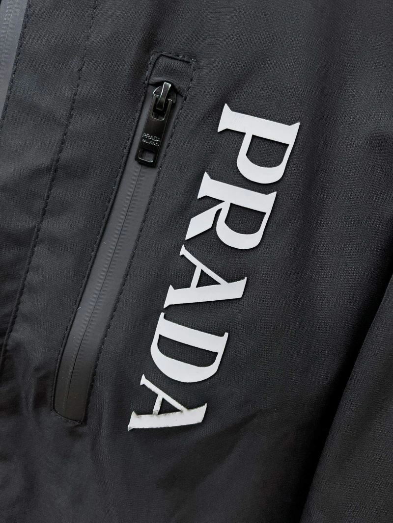 Prada Outwear EyeCatching 170078