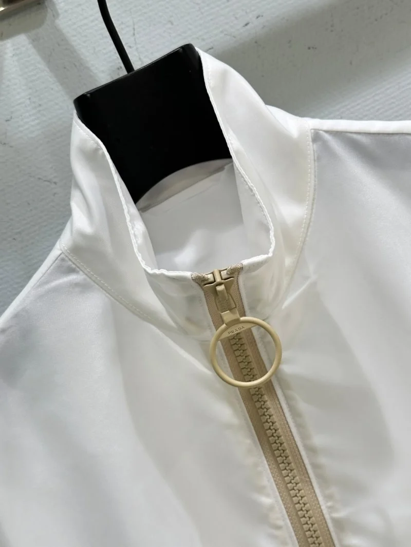 Prada Outwear Breathable 166126