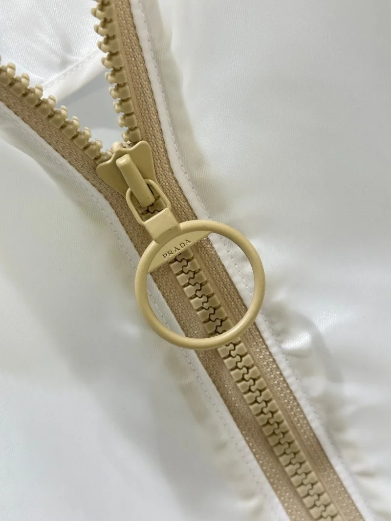 Prada Outwear Breathable 166126