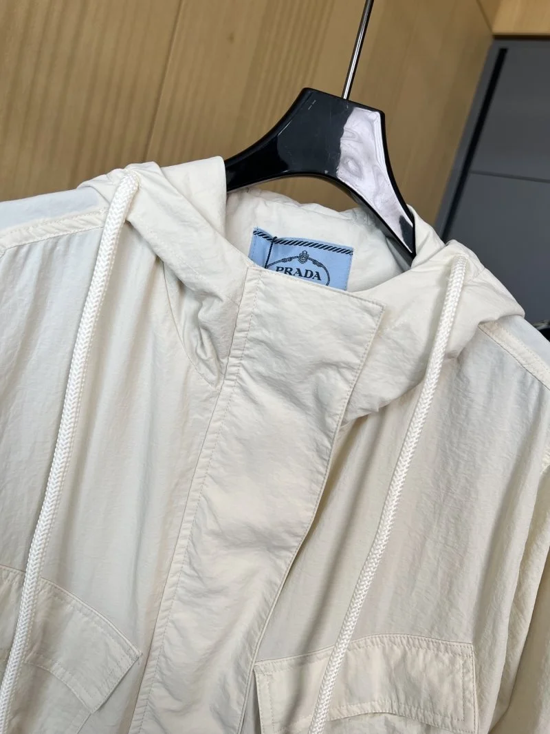 Sleek Prada Outwear 165900