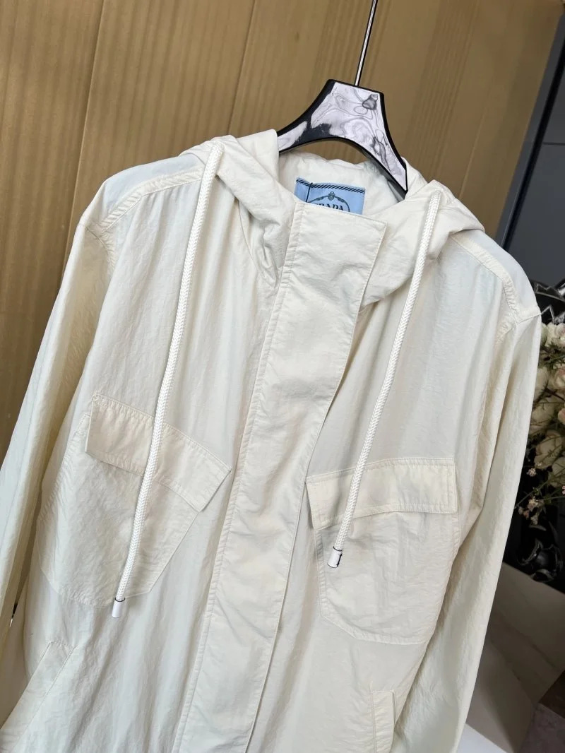 Sleek Prada Outwear 165900