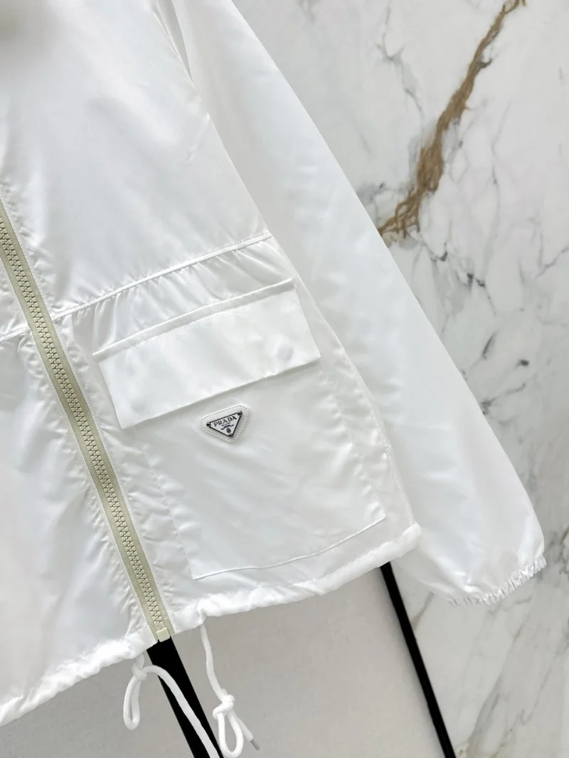 Prada Outwear Efficient 165869