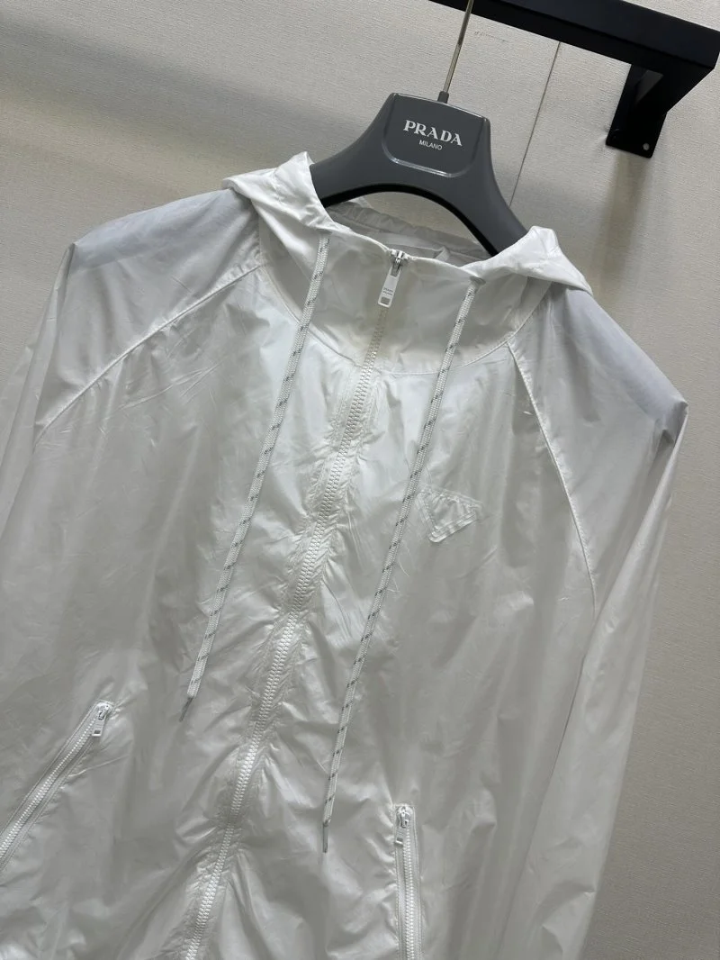 FlexibleFit Prada Outwear 165859