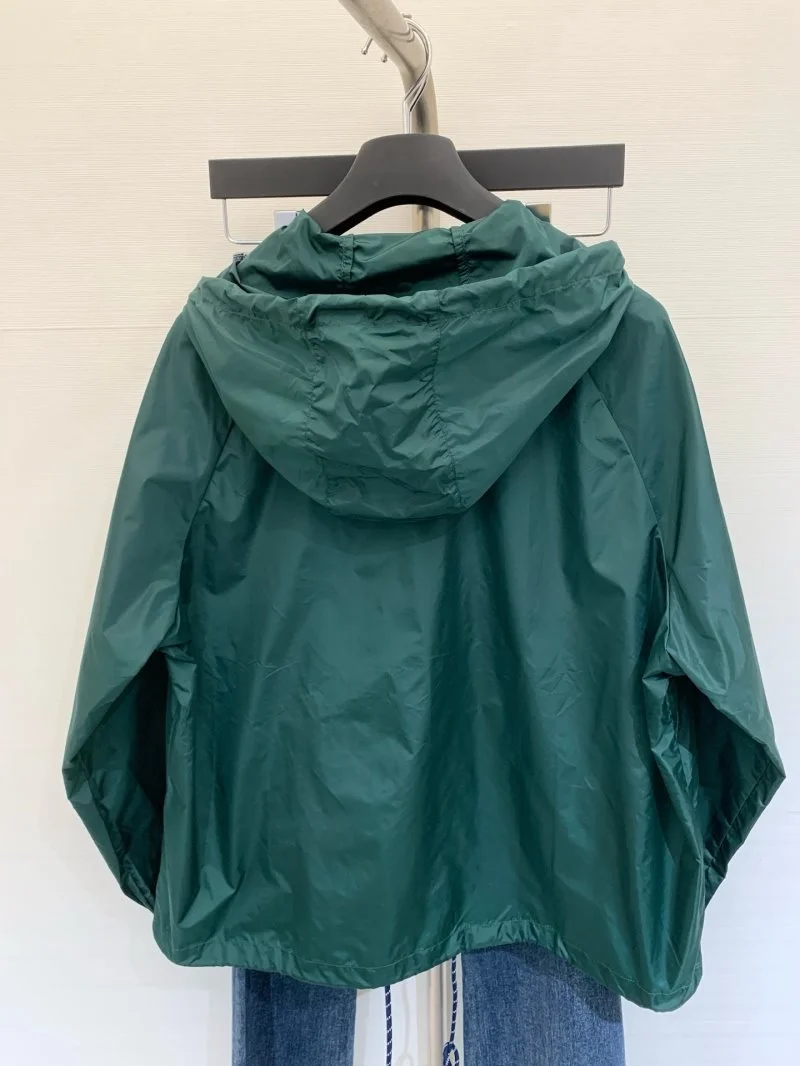Prada Outwear ComfortFit 165894