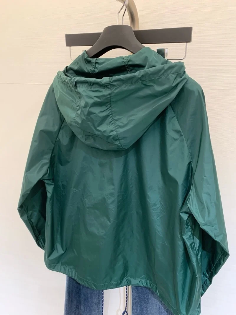 Prada Outwear ComfortFit 165894