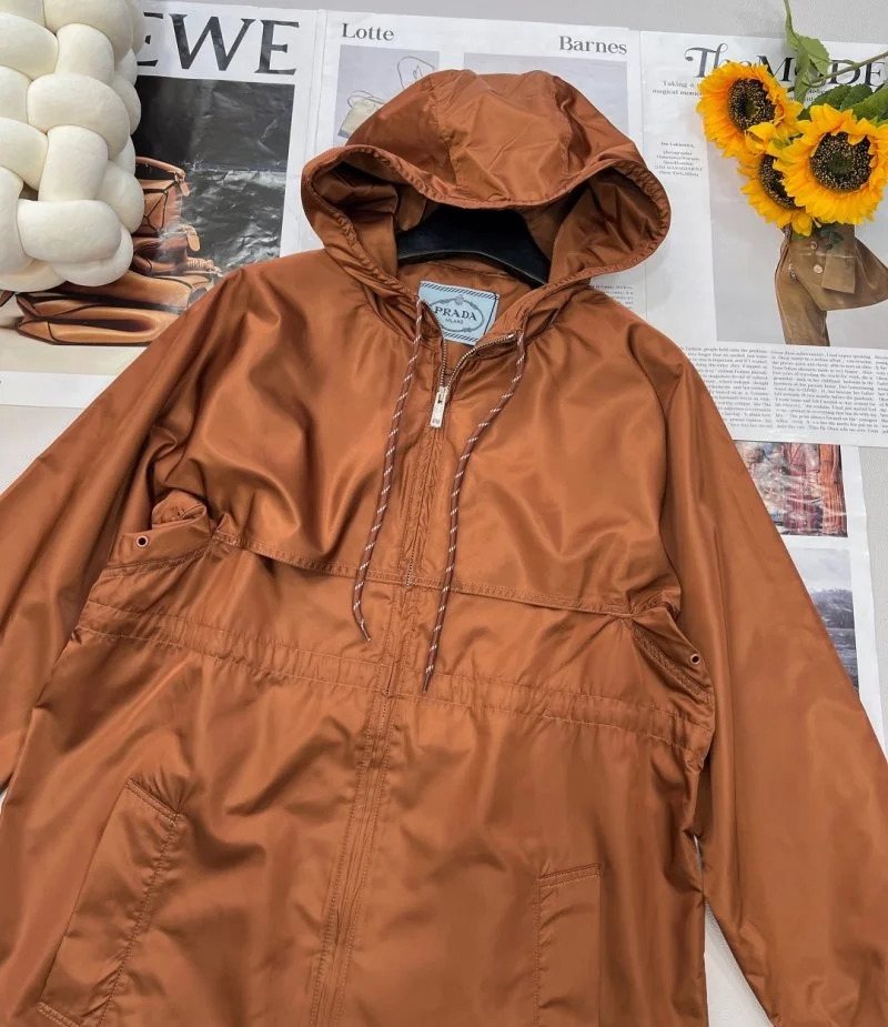 ZipUp Prada Outwear 165908