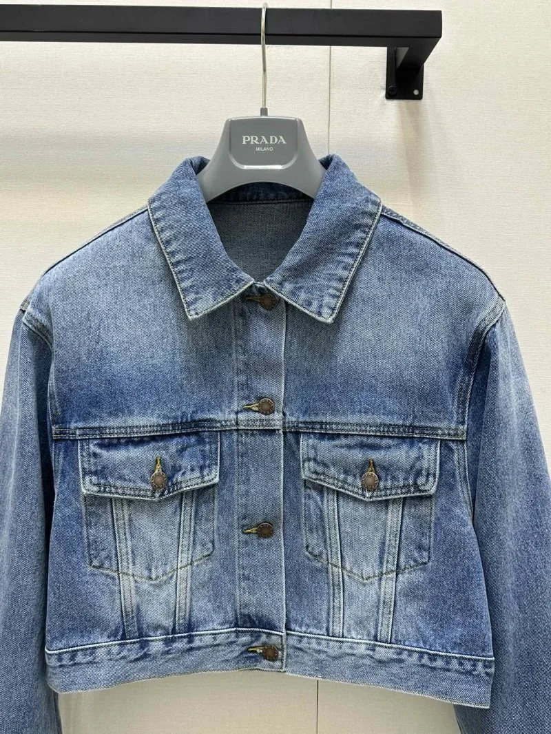 WaterResistant Prada Outwear 165849