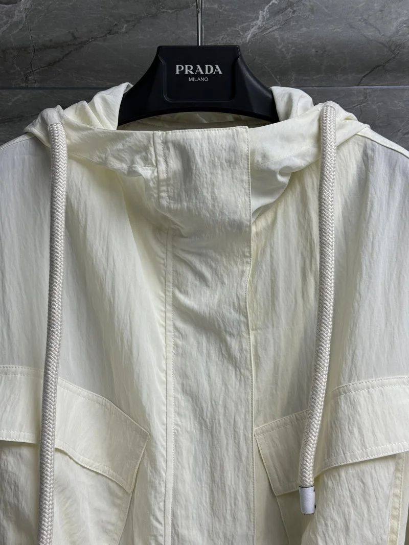 Prada Outwear ZipUp 165846