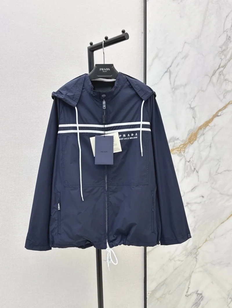 Prada Outwear EyeCatching 165848