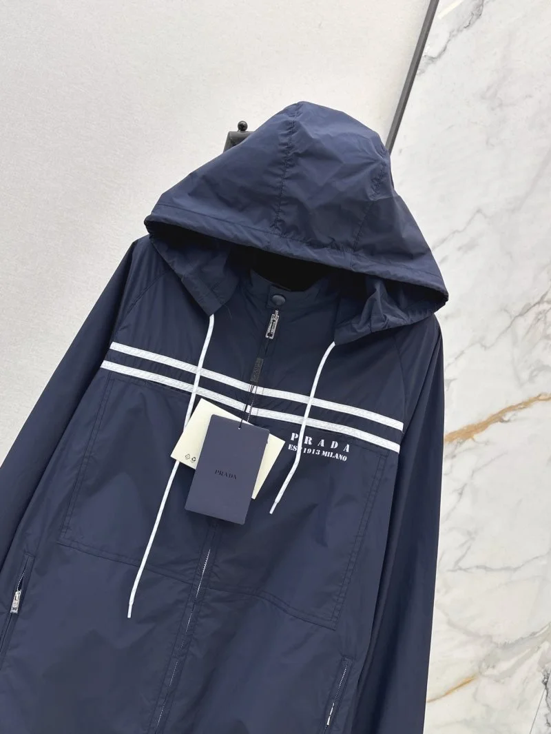 Prada Outwear EyeCatching 165848