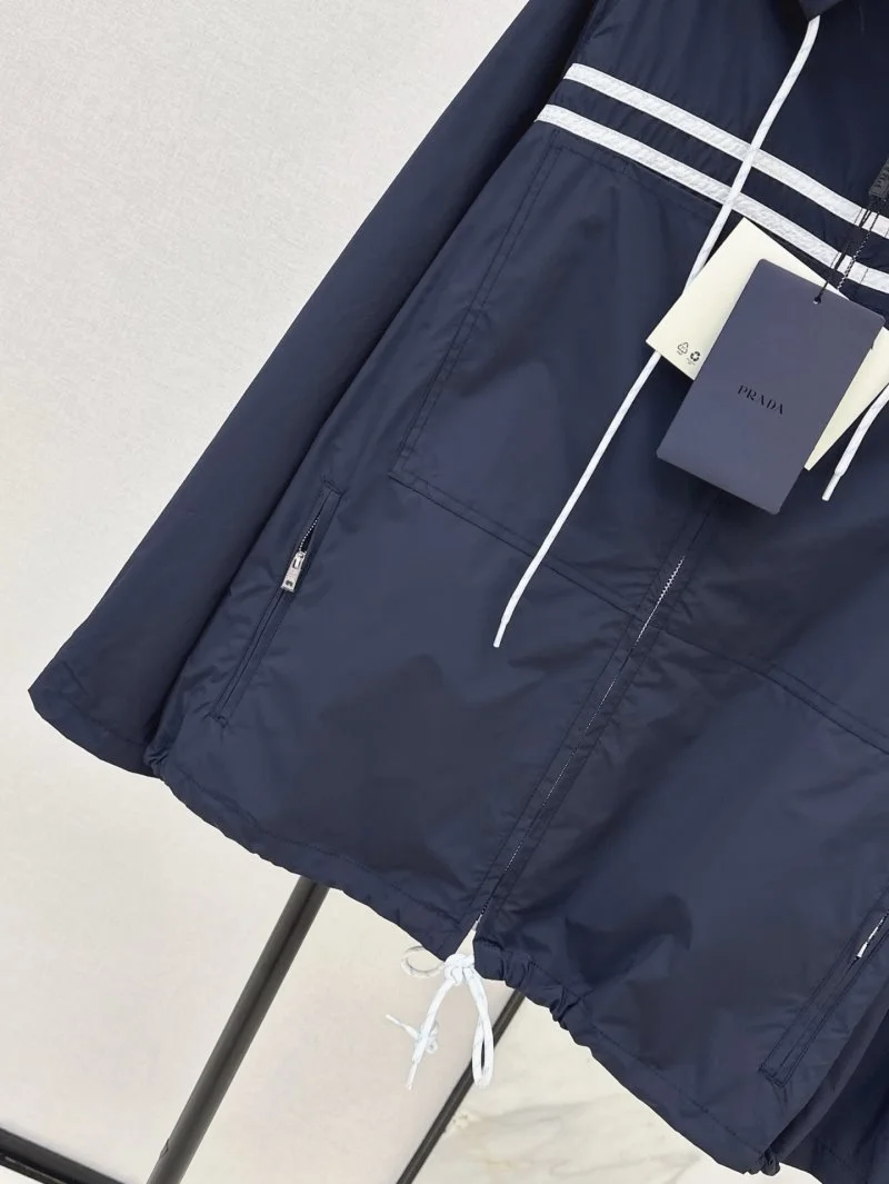 Prada Outwear EyeCatching 165848