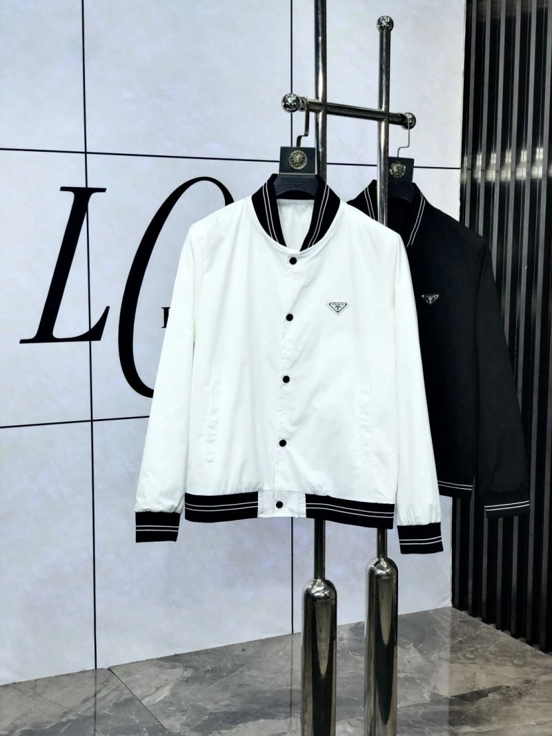 Prada Outwear Fashionable 169479