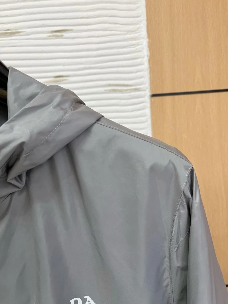Breathable Prada Outwear 169512