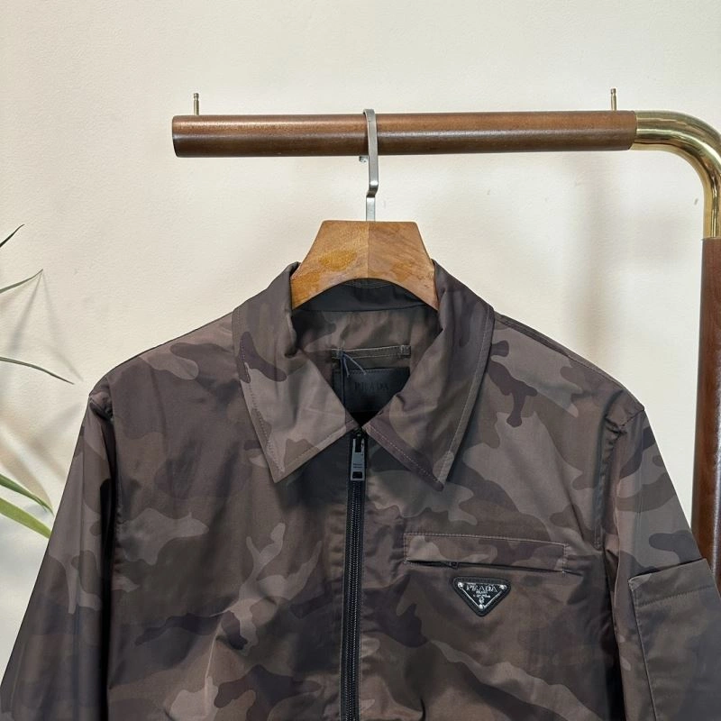 Prada Outwear Trendsetting 169438