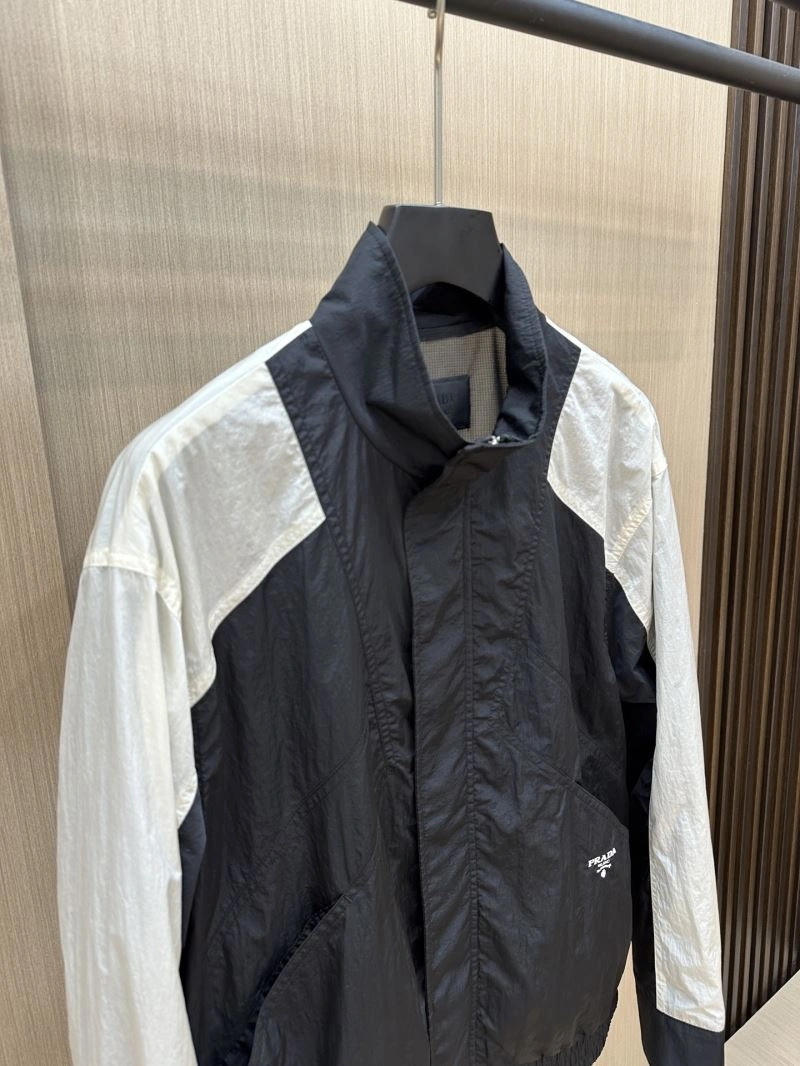 AllSeason Prada Outwear 169436