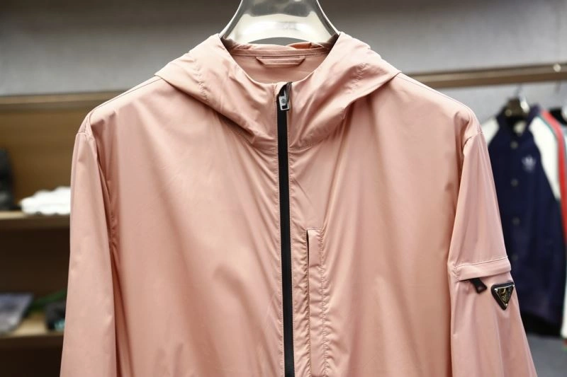 Neat Prada Outwear 169430