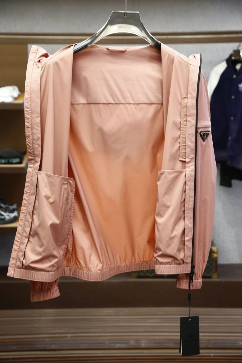 Neat Prada Outwear 169430