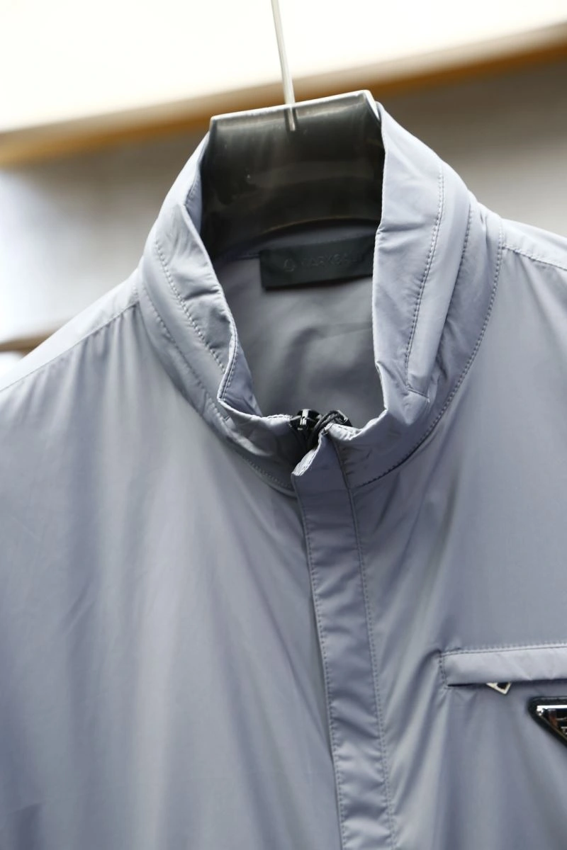 Prada Outwear Effortless 169429