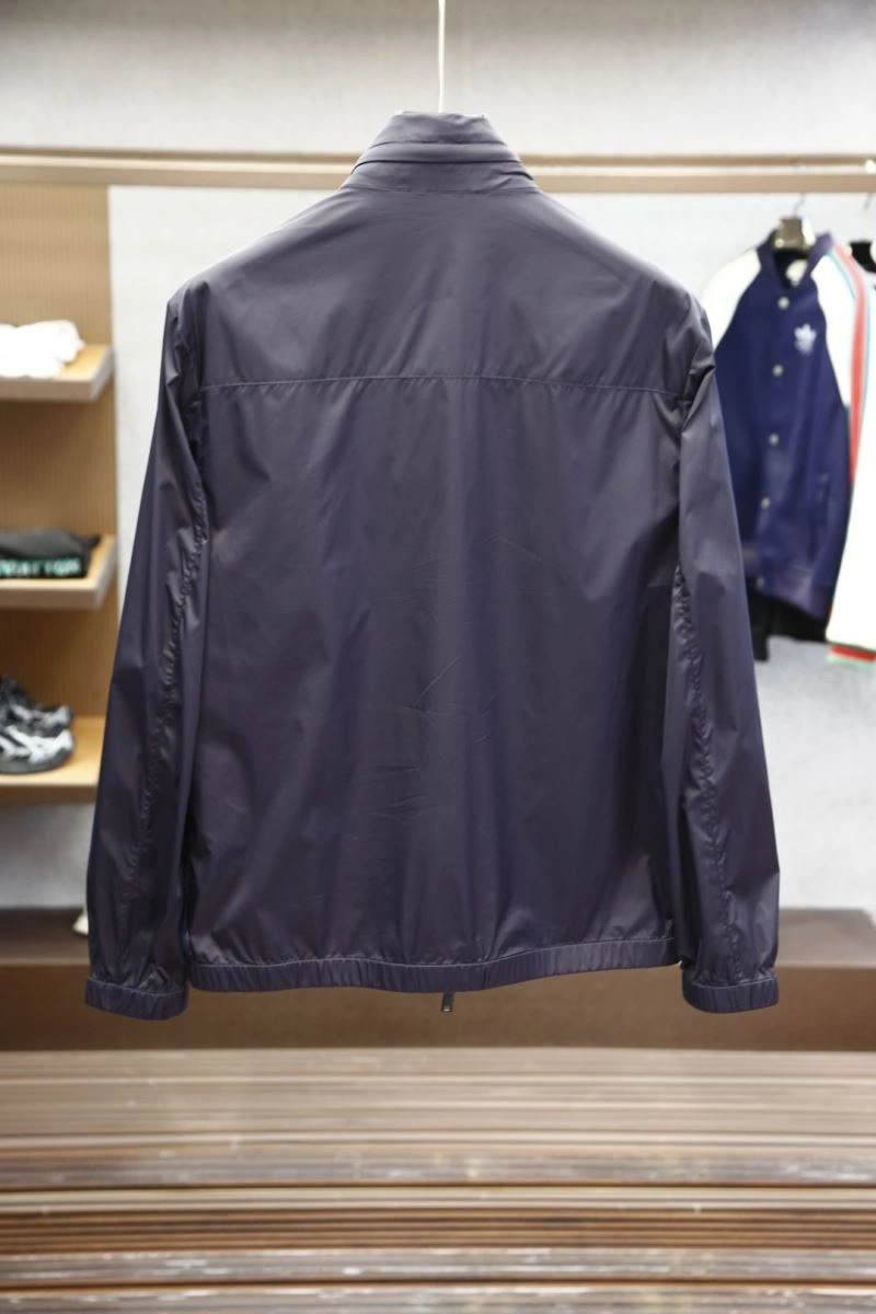 Unique Prada Outwear 169427