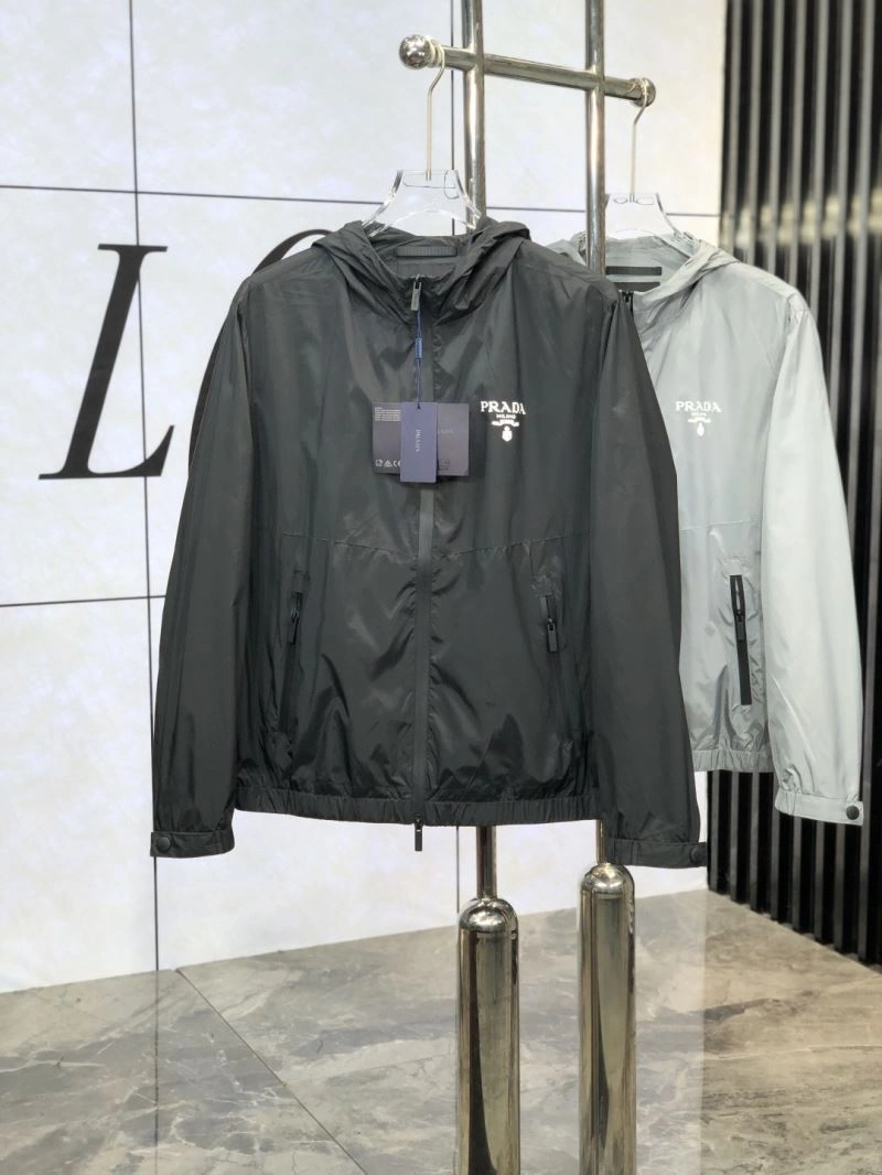 FashionForward Prada Outwear 169418