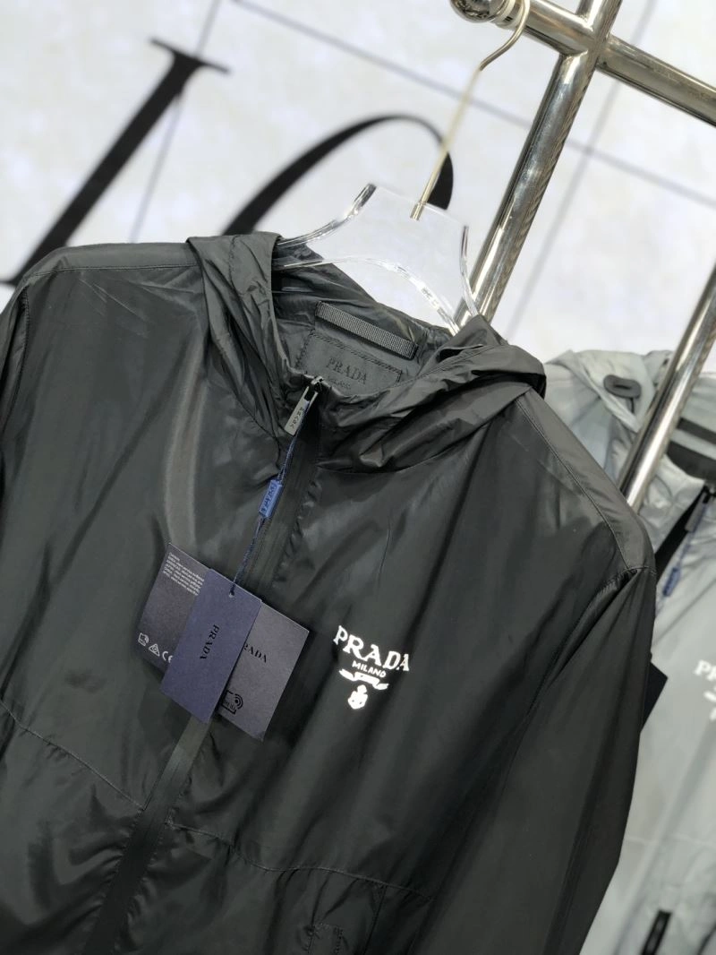 FashionForward Prada Outwear 169418