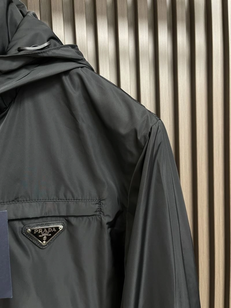 Prada Outwear Breathable 169402