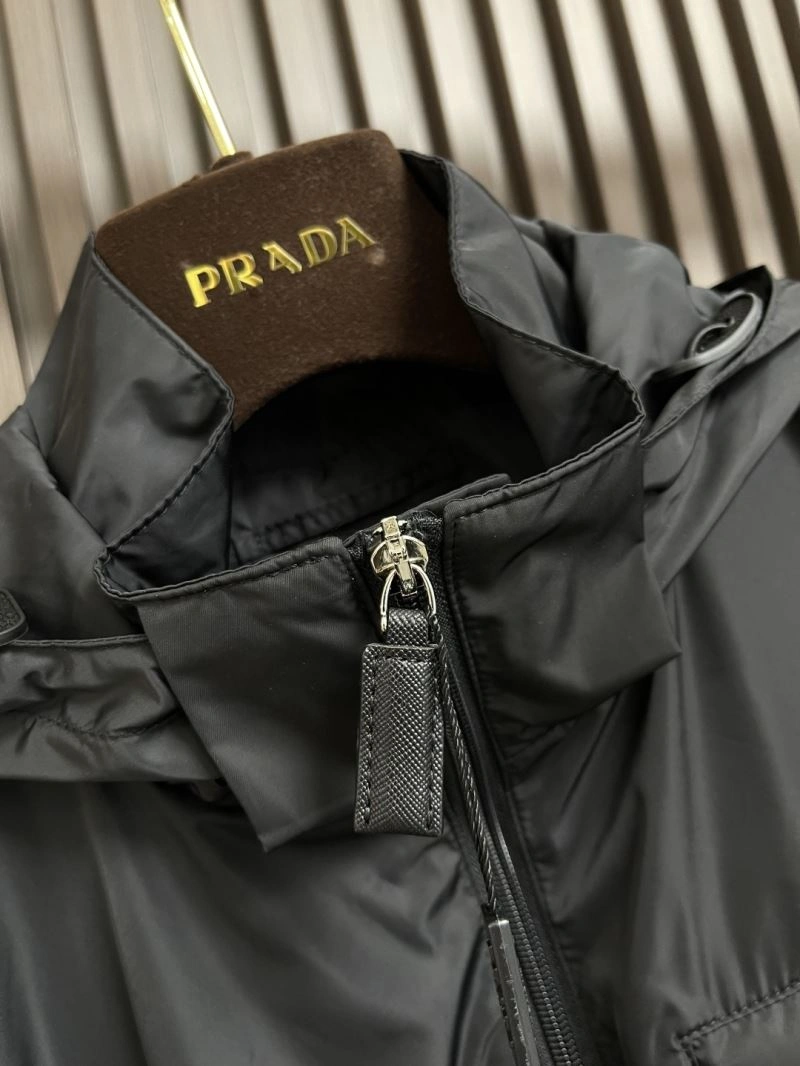 Prada Outwear Breathable 169402