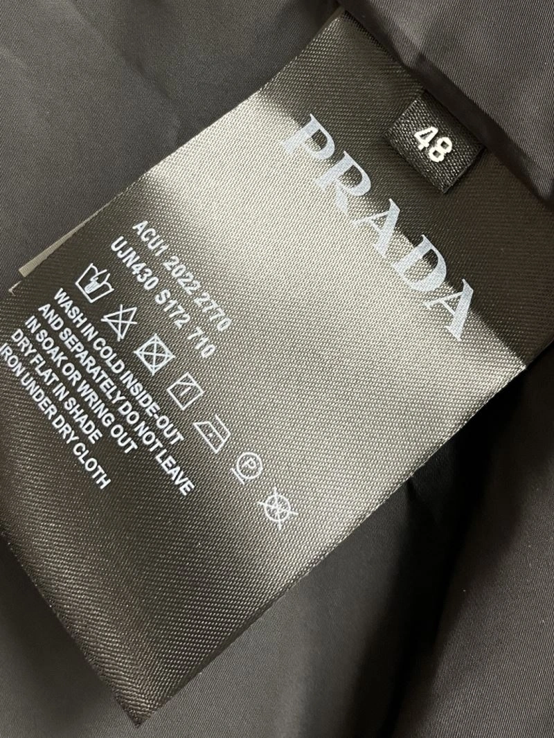 Prada Outwear Breathable 169402