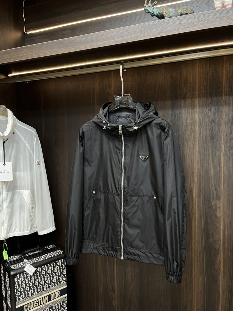 Prada Outwear Youthful 169420