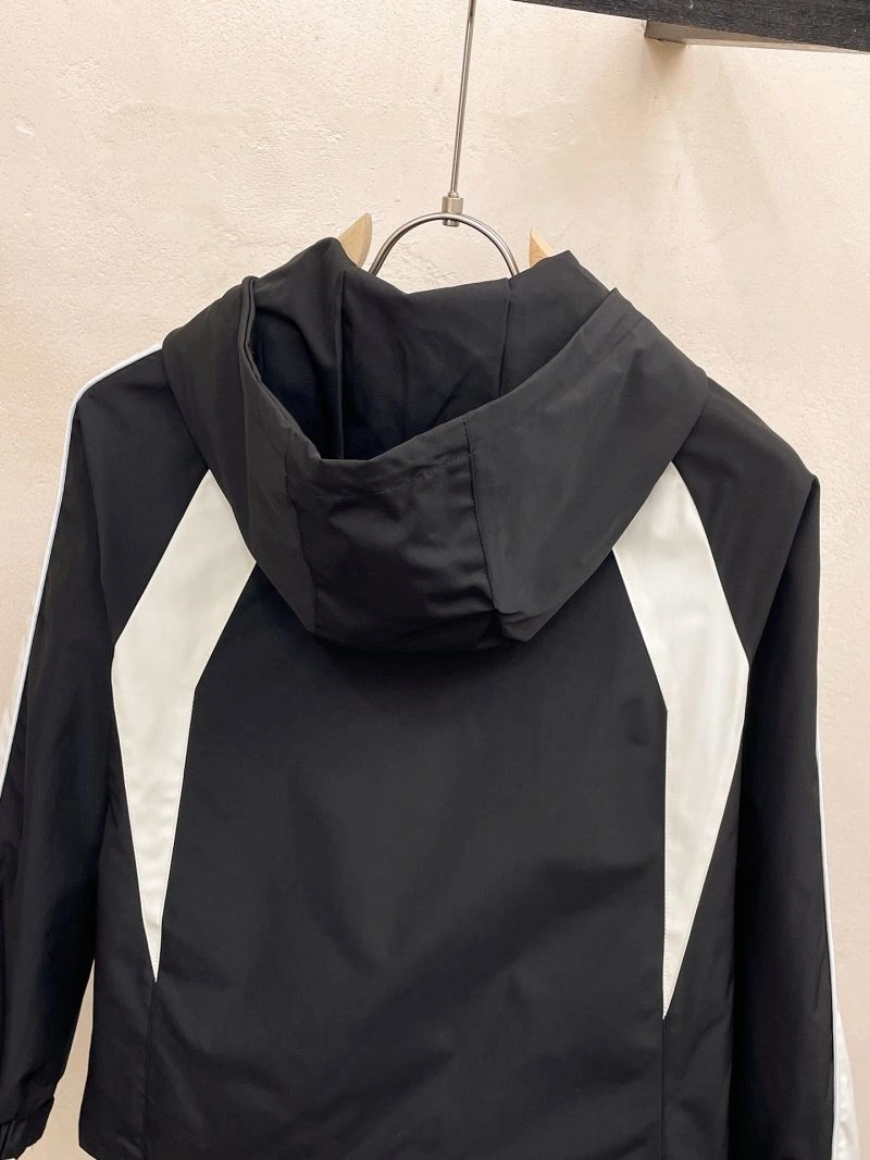UrbanChic Prada Outwear 169403