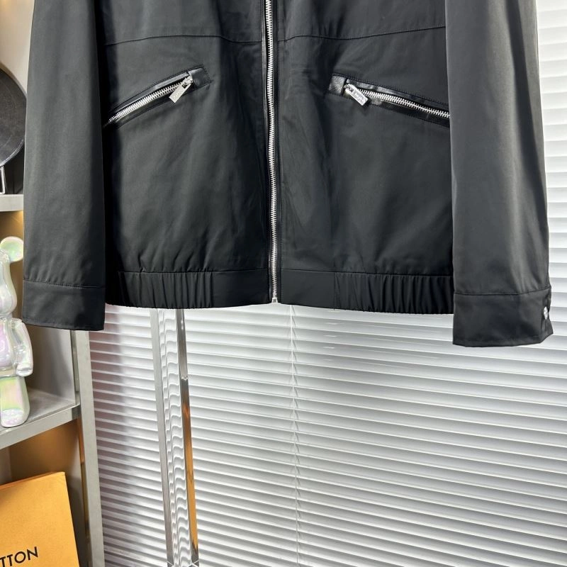 UrbanChic Prada Outwear 169391