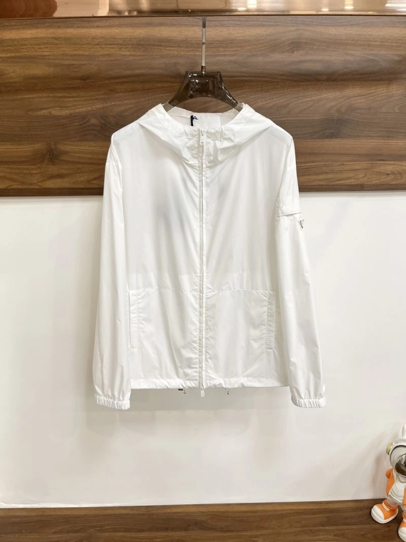 Soft Prada Outwear 169415