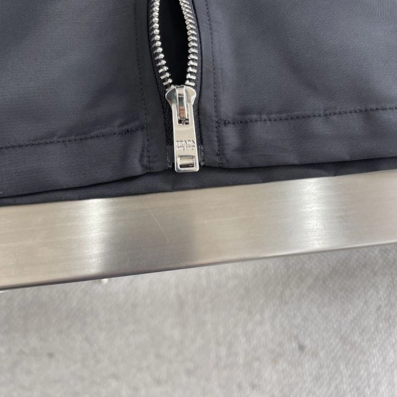 Prada Outwear Unisex 169385