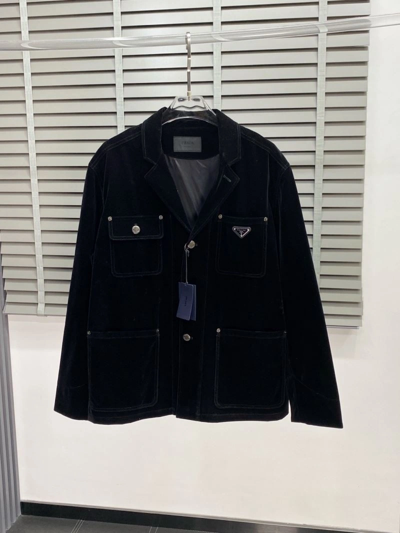 Cozy Prada Outwear 169386