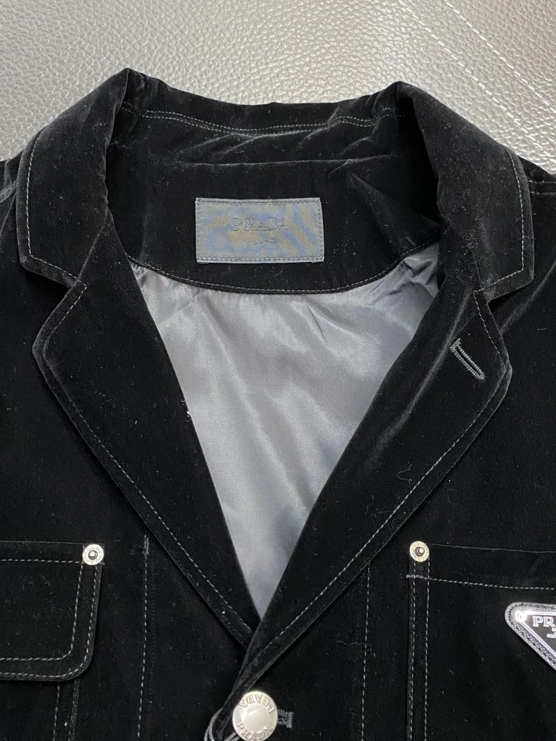 Cozy Prada Outwear 169386
