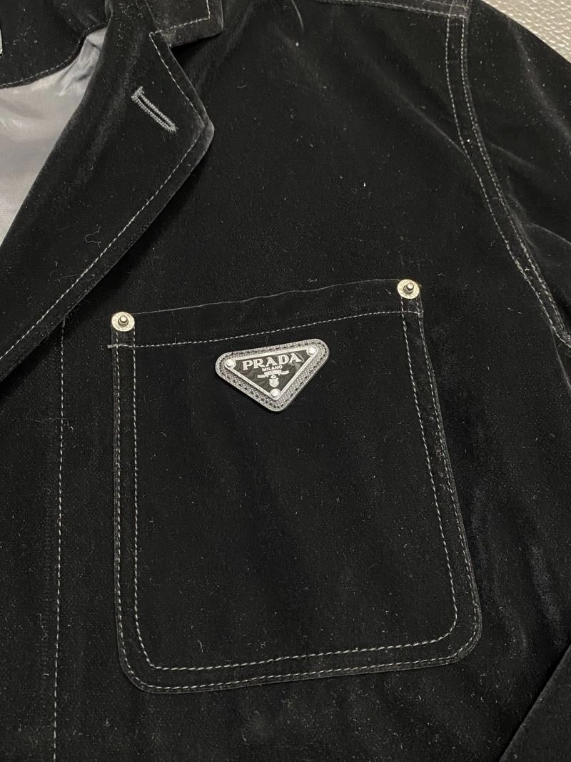 Cozy Prada Outwear 169386