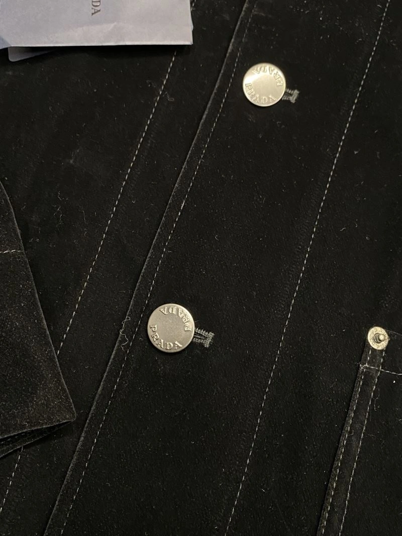 Cozy Prada Outwear 169386