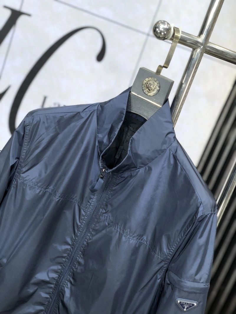 Functional Prada Outwear 168847